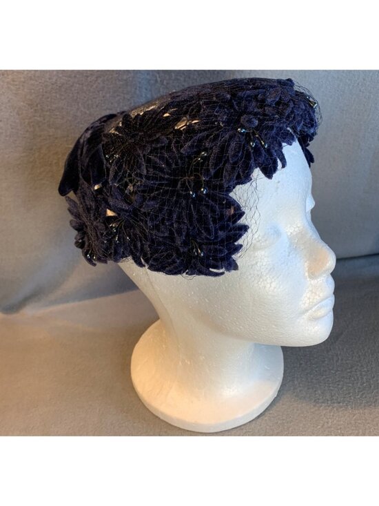 Vintage Navy Velvet Ladies Hat Floral w/ Mesh & Bow Retro Style Cocktail Tea Cap main image 8
